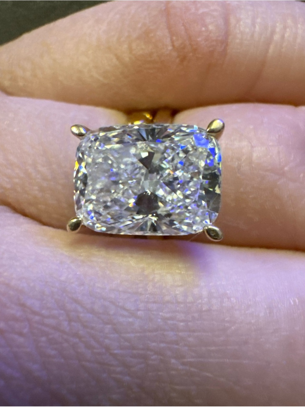 5.05 elongated cushion cut lab diamond